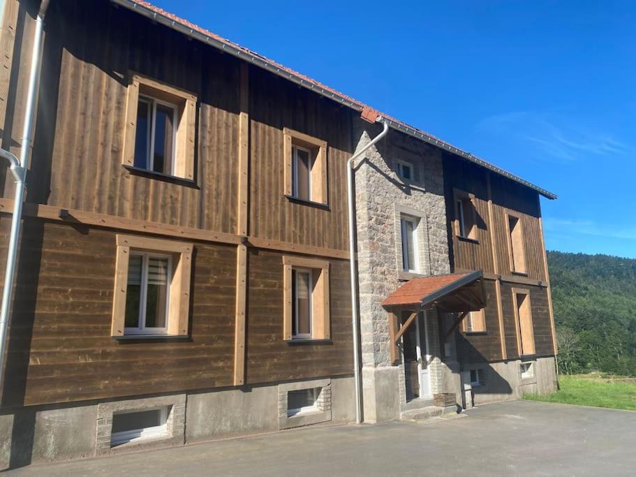 Appartement 5 Personnes Avec Espace Plein Air サン・モーリス・シュル・モセル エクステリア 写真